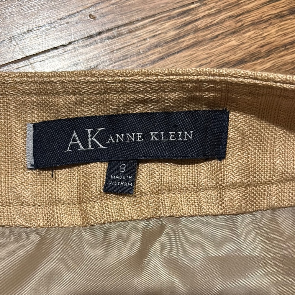 Anne Klein Tan Buttoned Pencil Skirt - Picture 3 of 6